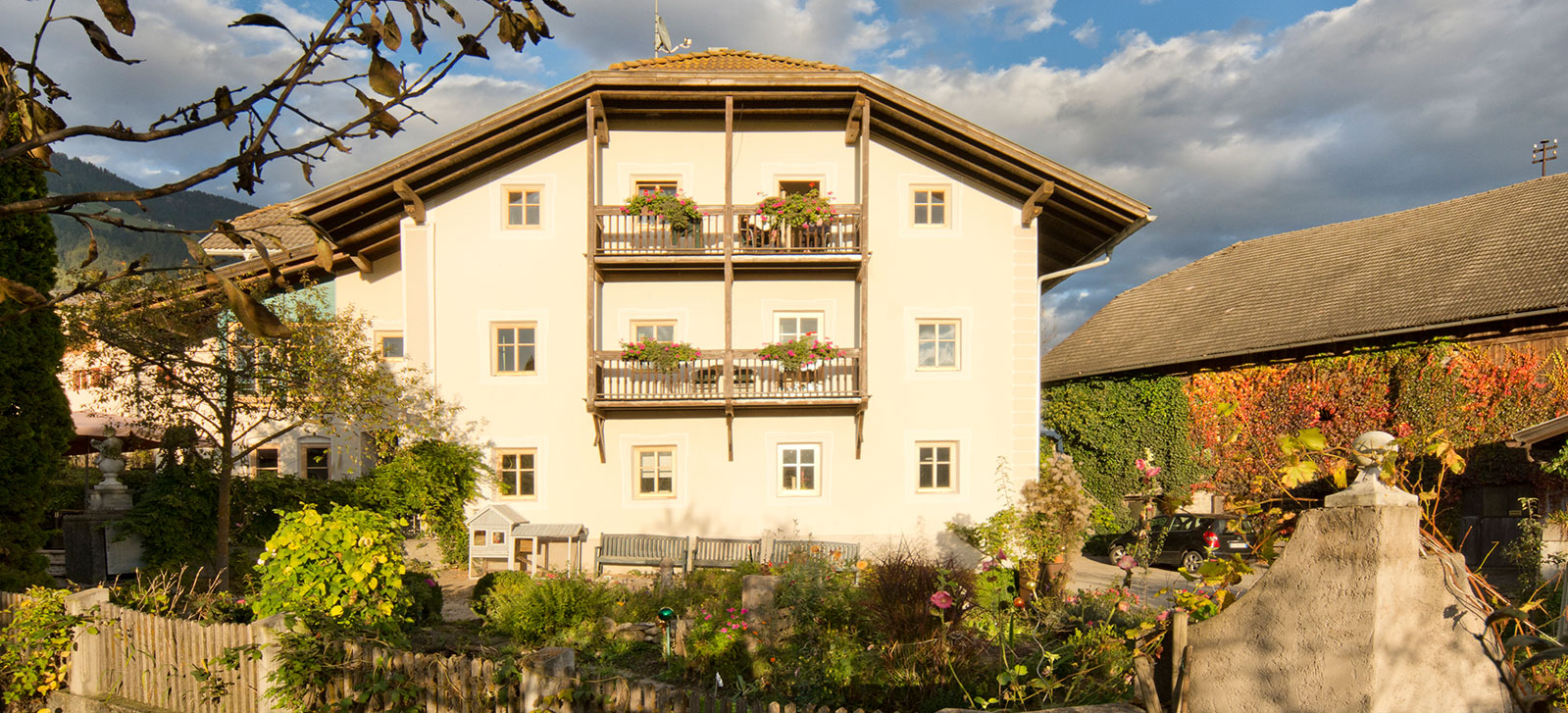 bed and breakfast or apartments pfalzen/falzes in the area Plan de Corones Kronplatz