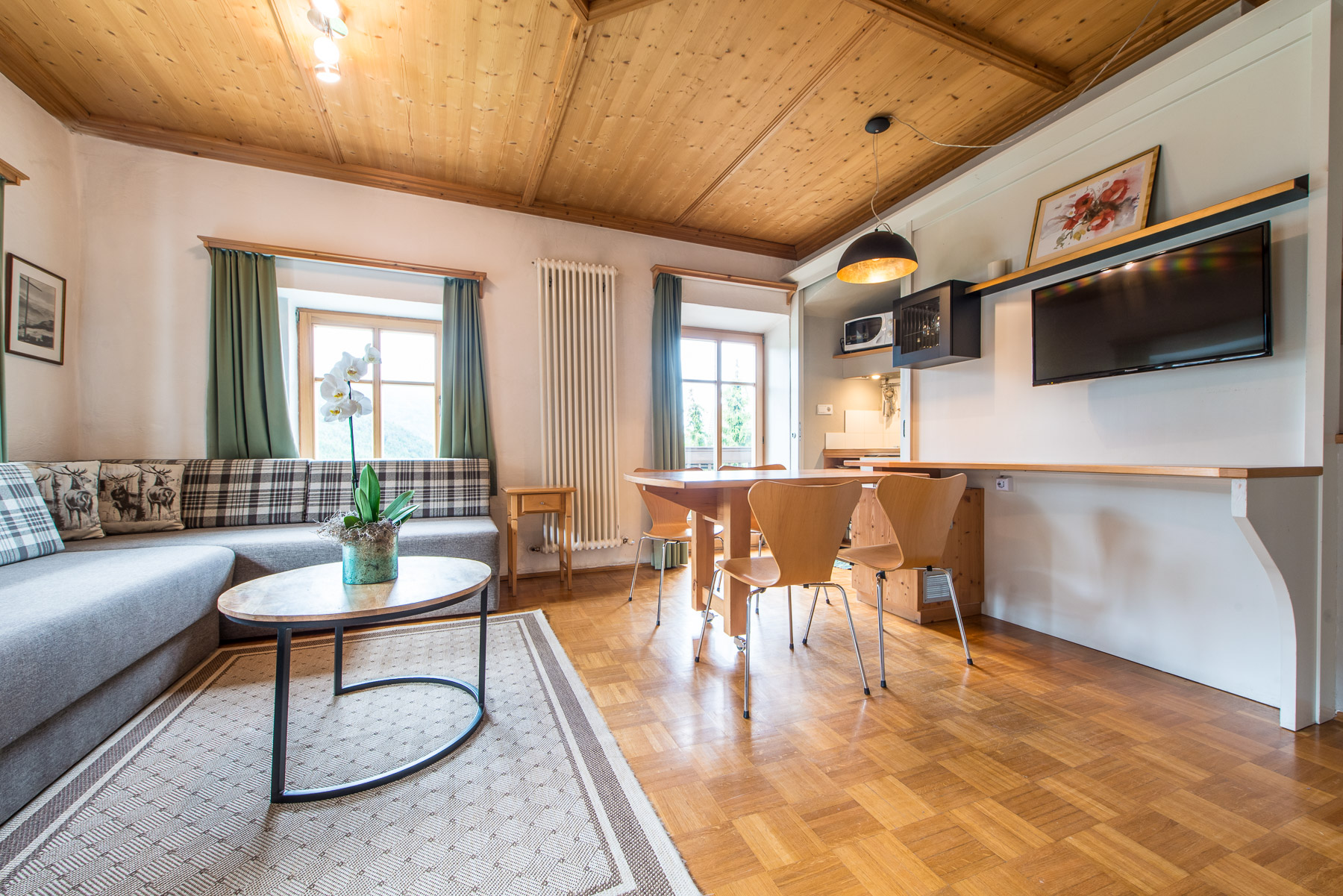 bed and breakfast or apartments pfalzen/falzes in the area Plan de Corones Kronplatz